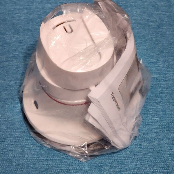 Tupperware Master System Base for Spiralizer, Grater, Mincer, etc Attachments - Picture 5 of 11